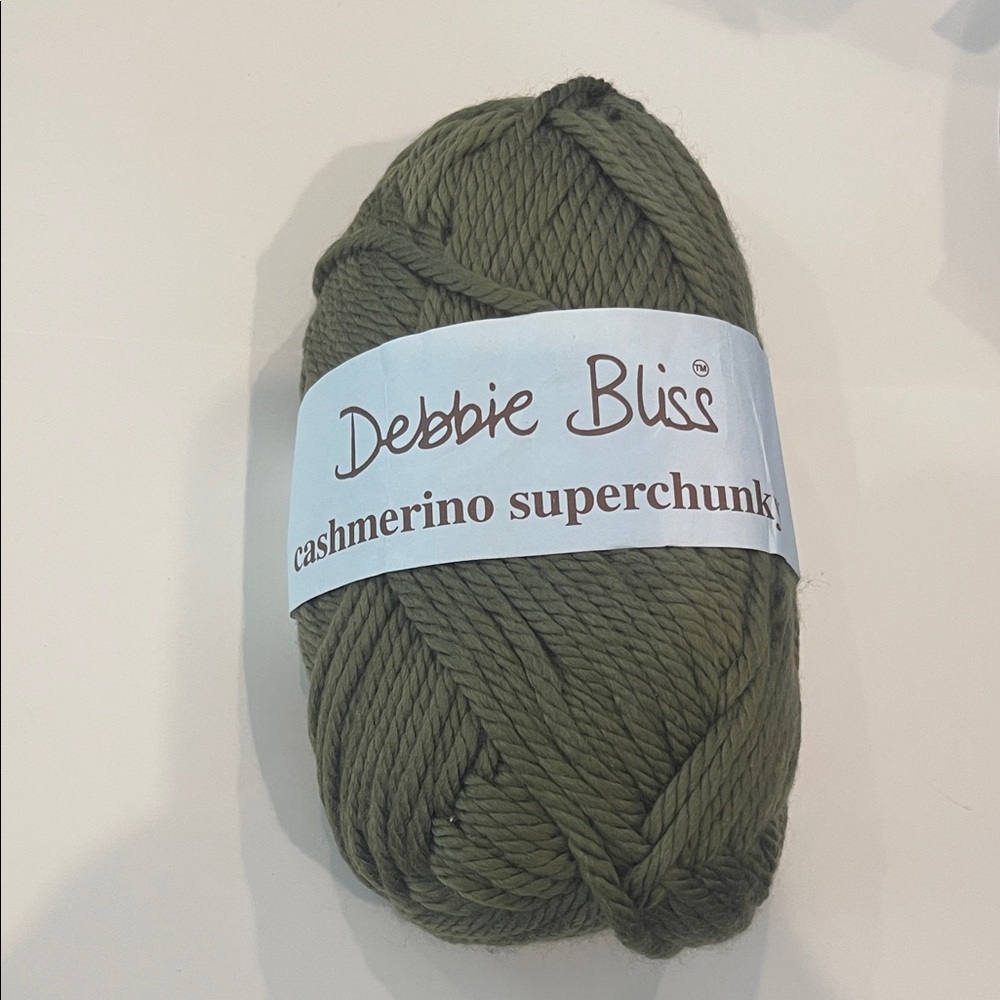 Debbie Bliss Cashmerino Superchunky Olive Green Yarn 10 skeins color 16017 NWT